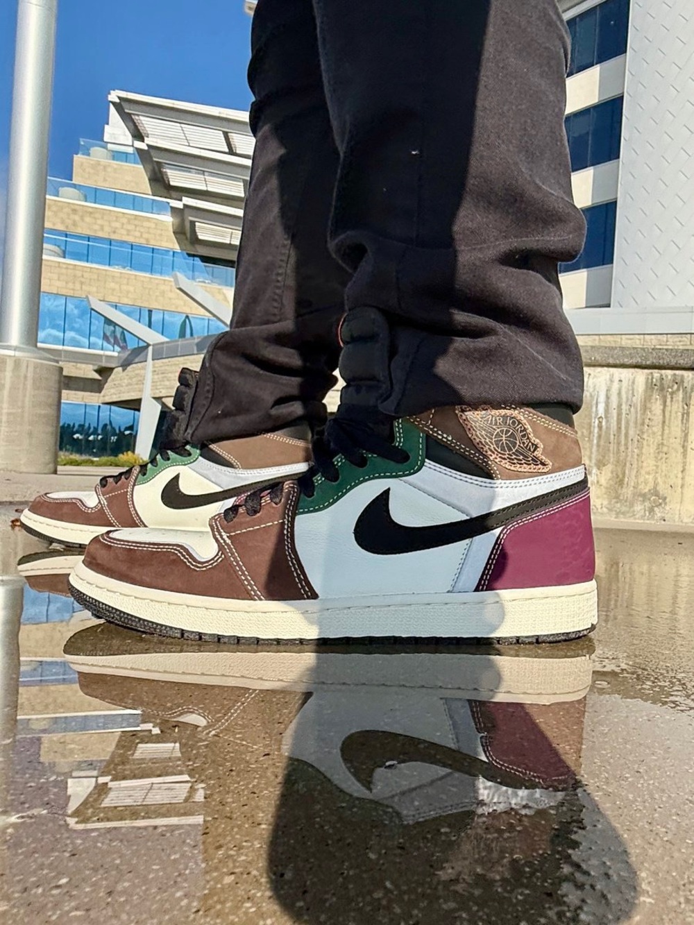 Jordan Air Jordan 1 High OG
'Hand Crafted'